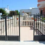 Casa Scilla, By Salum Feriehus